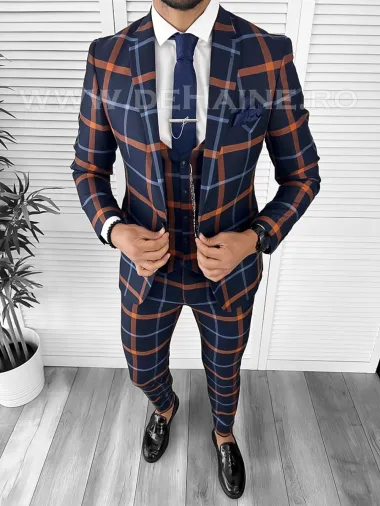 Costum barbati slim fit bleumarin in carouri B7956 92-5